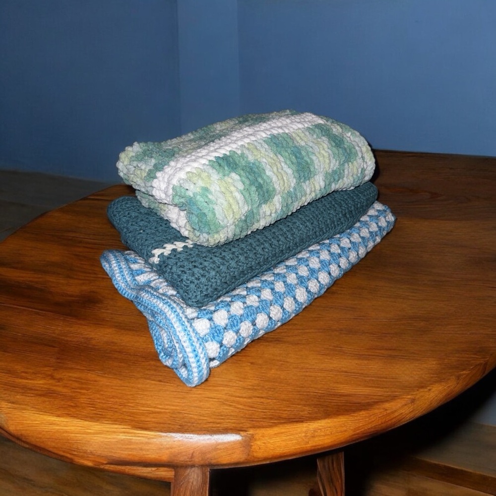 Custom Crochet Blankets - Made to Order (message for color preference)